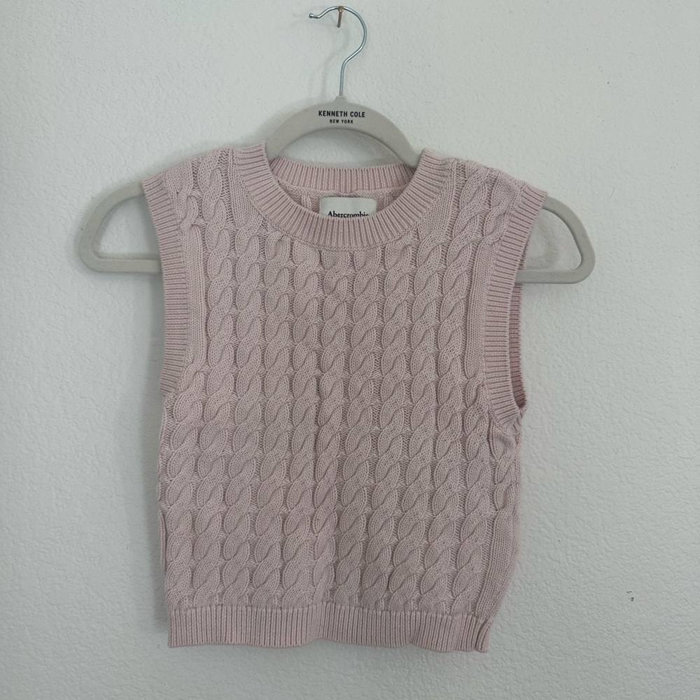 Abercrombie and Fitch Knit Sweater Vest